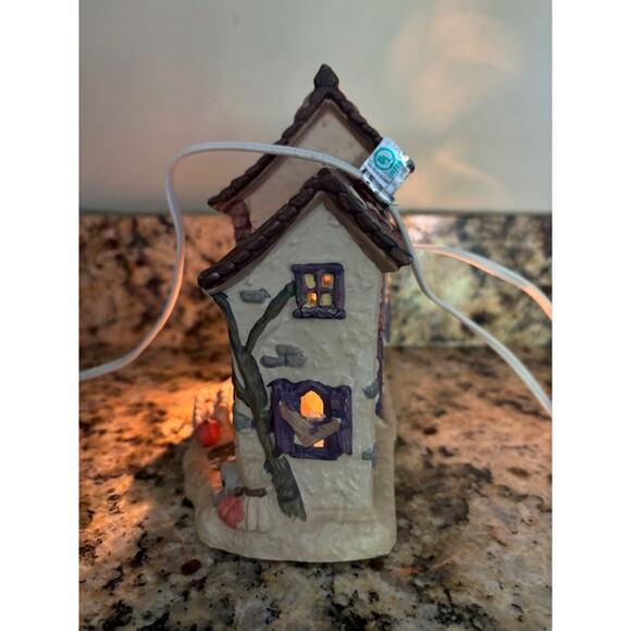 1990's Vintage O'Well Halloween Village Ceramic Haunted House Laboratory Light - Picture 3 of 8